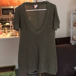 Long Sweater V-Neck T-shirt